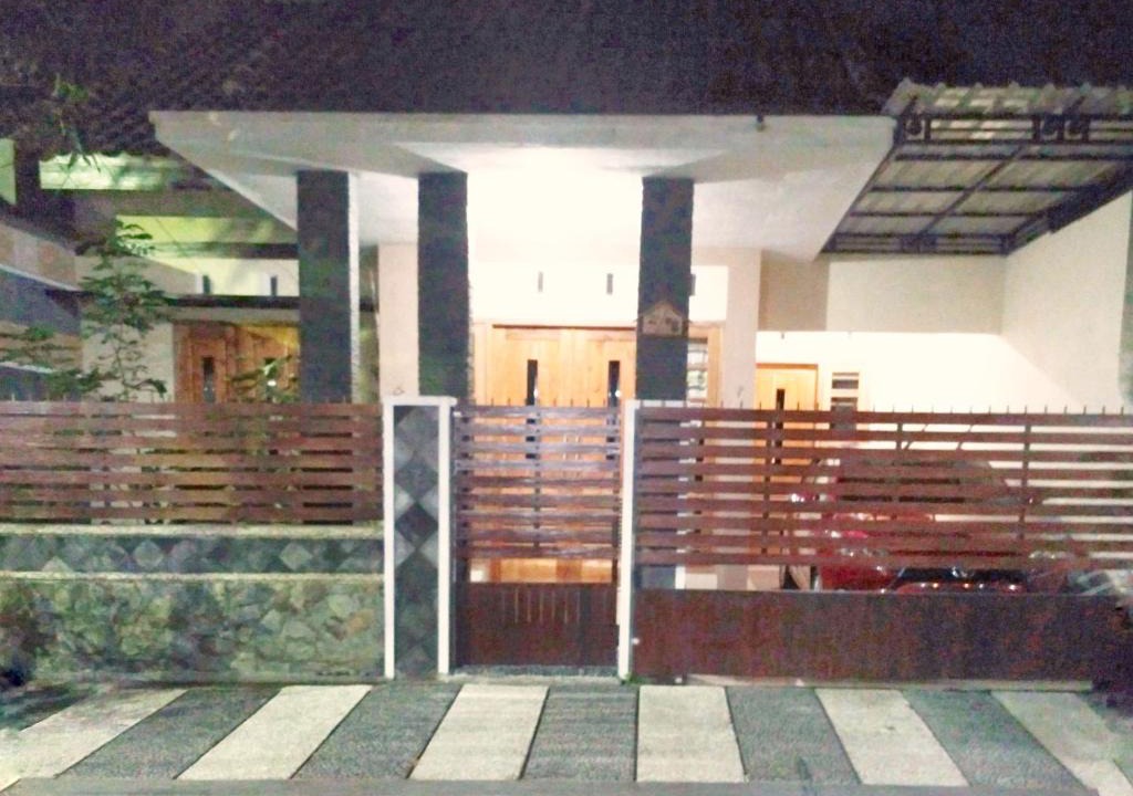 Malang House | Homestay Syariah Grahadi