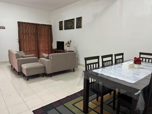 Kuantan House | Homestay Tchr Amy 2