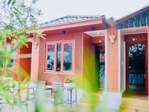 Van Don Hotel | Homestay Thành Nam - sát bãi biển Quan Lạn