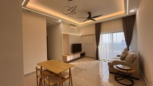 Nilai Apartment | HOMESTAY WITH 2 BEDROOMS IN NILAI for traveler 1 minutes from PLUS Highway