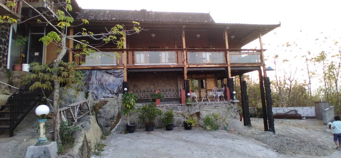 Srimulyo Hostel | Hostel ∙ 8 guests