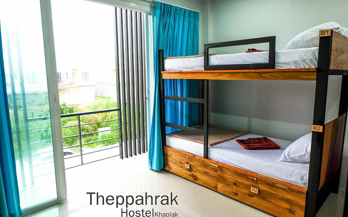Khuekkhak Hostel | Hostel ∙ 8 guests