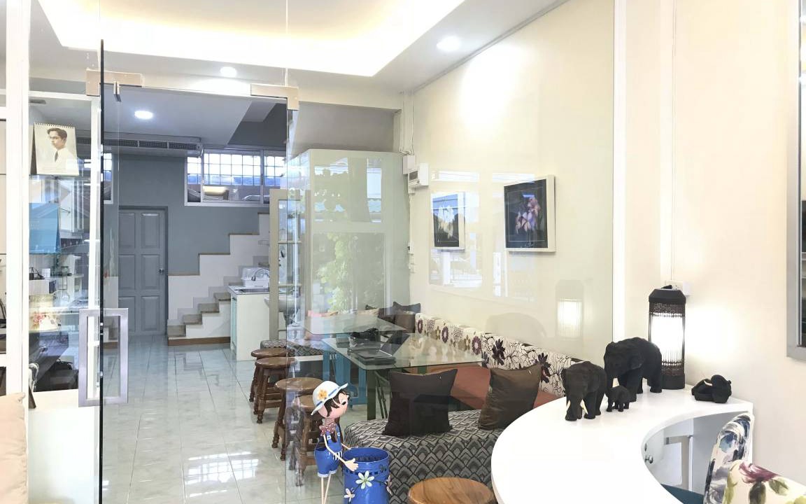 Racha Thewa Hostel | Hostel ∙ 8 guests