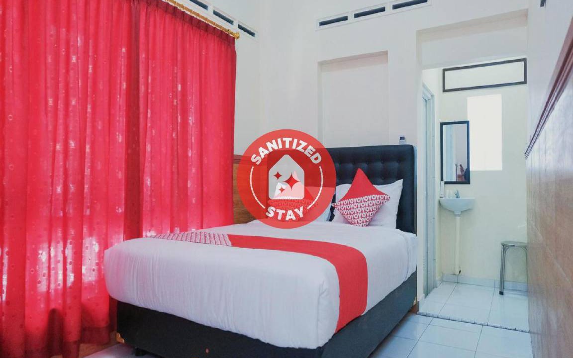 Pacitan Hotel | Hotel ∙ 3 guests
