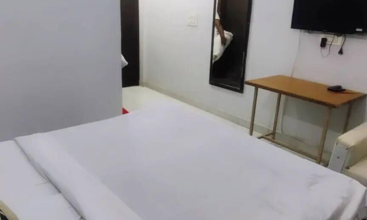 Meerut Hotel | Hotel Downtown