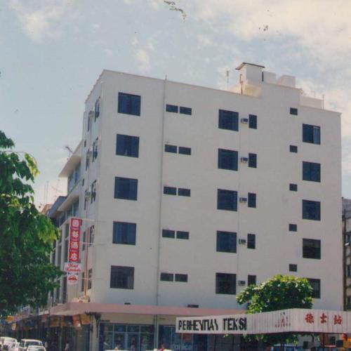 Kampung Air Hotel | Hotel Kinabalu
