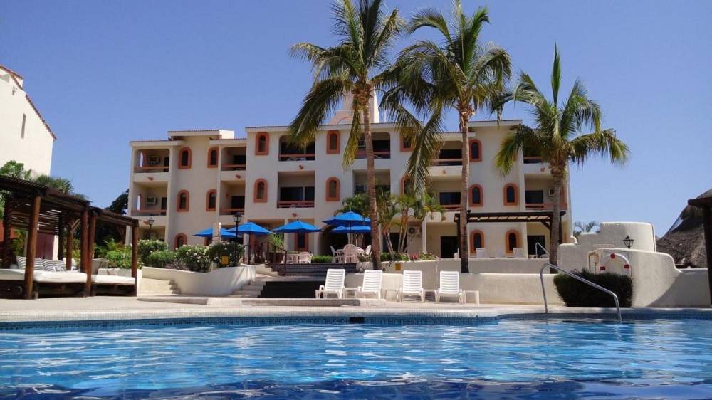 Campo de Golf Fonatur Hotel | Hotel ∙ Magnificent 1BR Condo Steps to Las Palmas Park