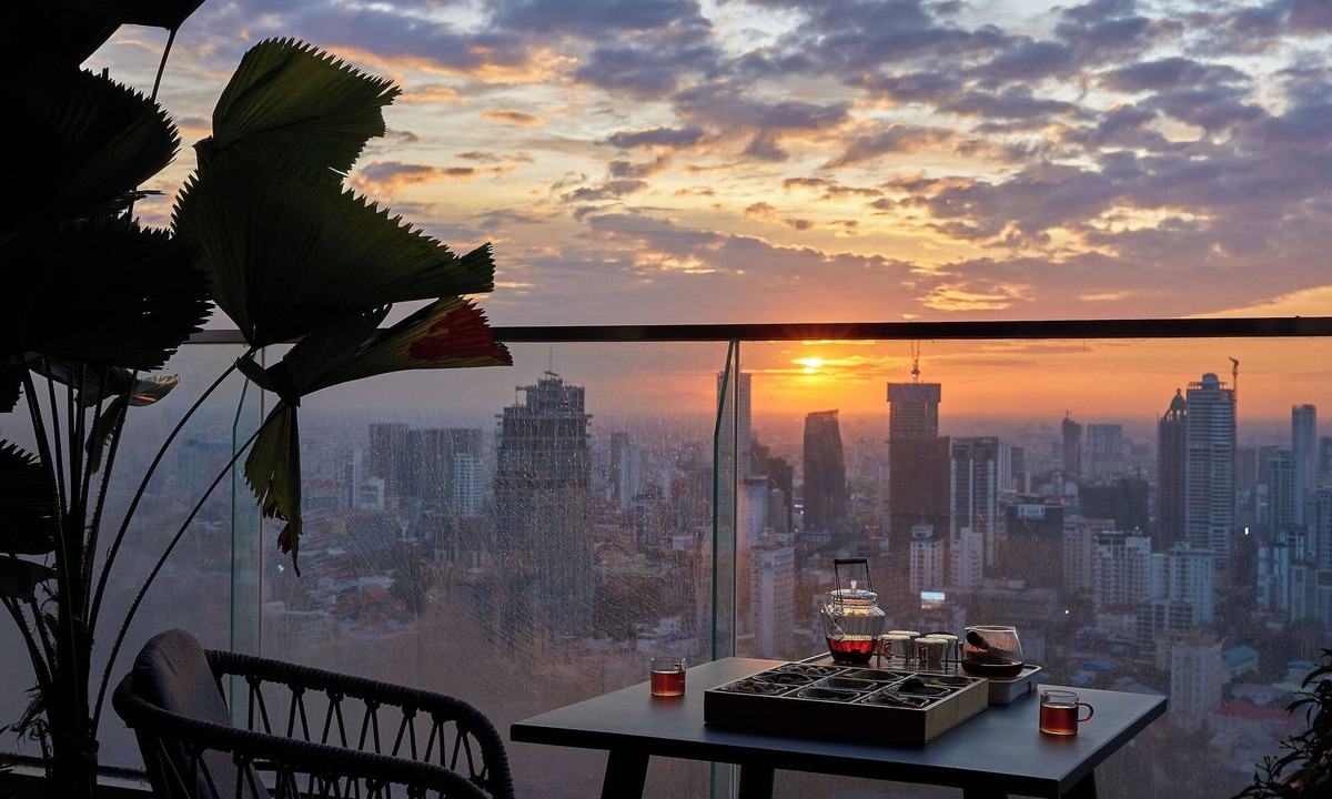 Chamkar Mon Hotel | HUA CLUB SPACE BELONG TO TIME