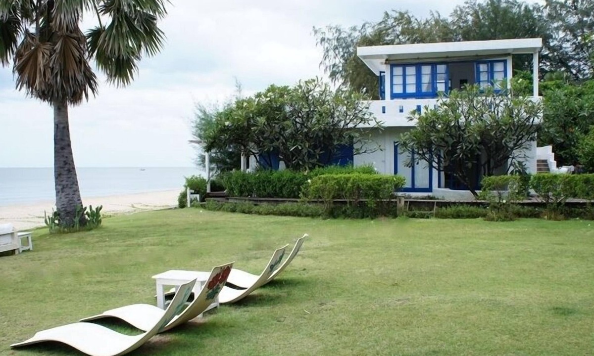 Pak Nam Pran Hotel | Hua Plee Lazy Beach