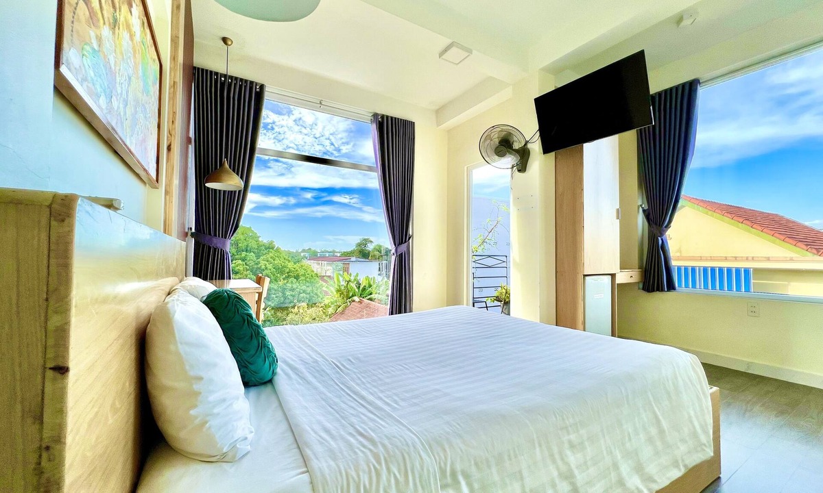 Hue City Centre Hotel | Hue Four Seasons Hotel