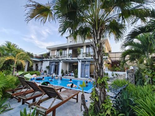 Son Trach Hotel | Hugo Homestay