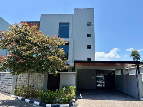 Pantai Tengah Villa | Icha Lavanya luxury private pool bungalow
