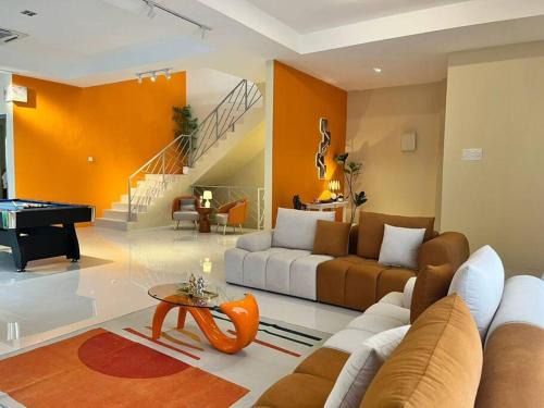 Ipoh House | Ipoh Happiness Stay 20pax Karaoke & Snooker Landed