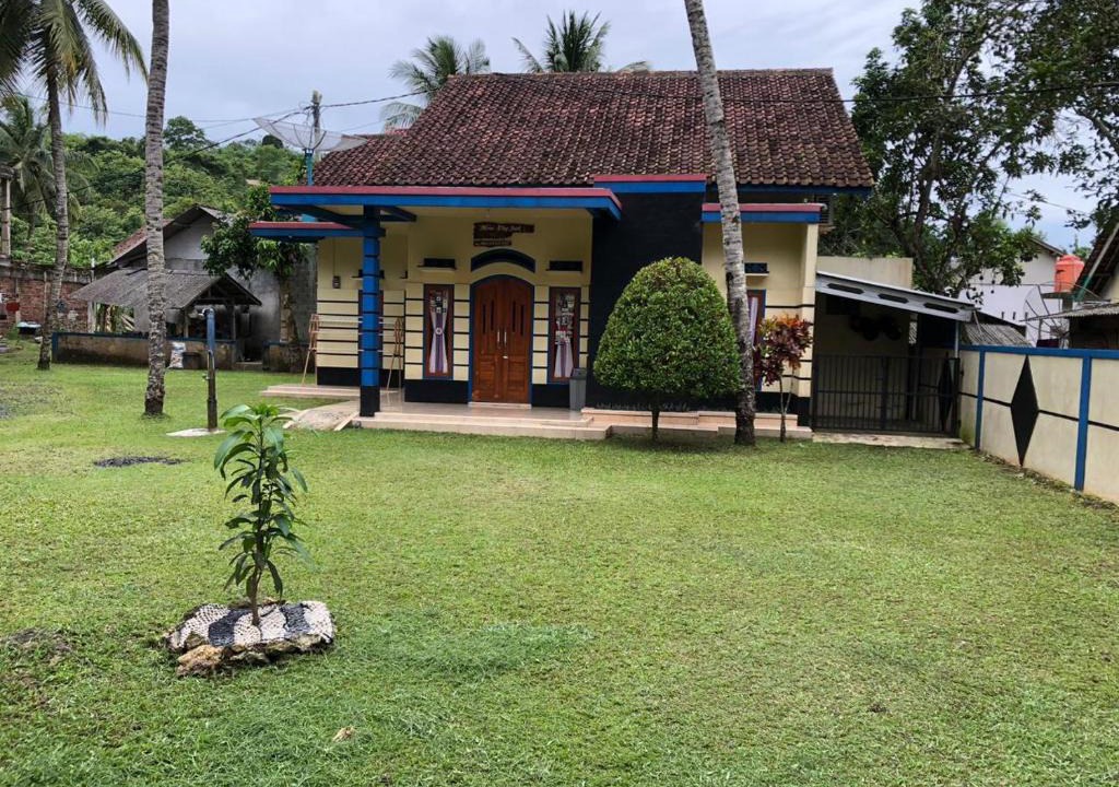 Batu Karas House | Isak batukaras