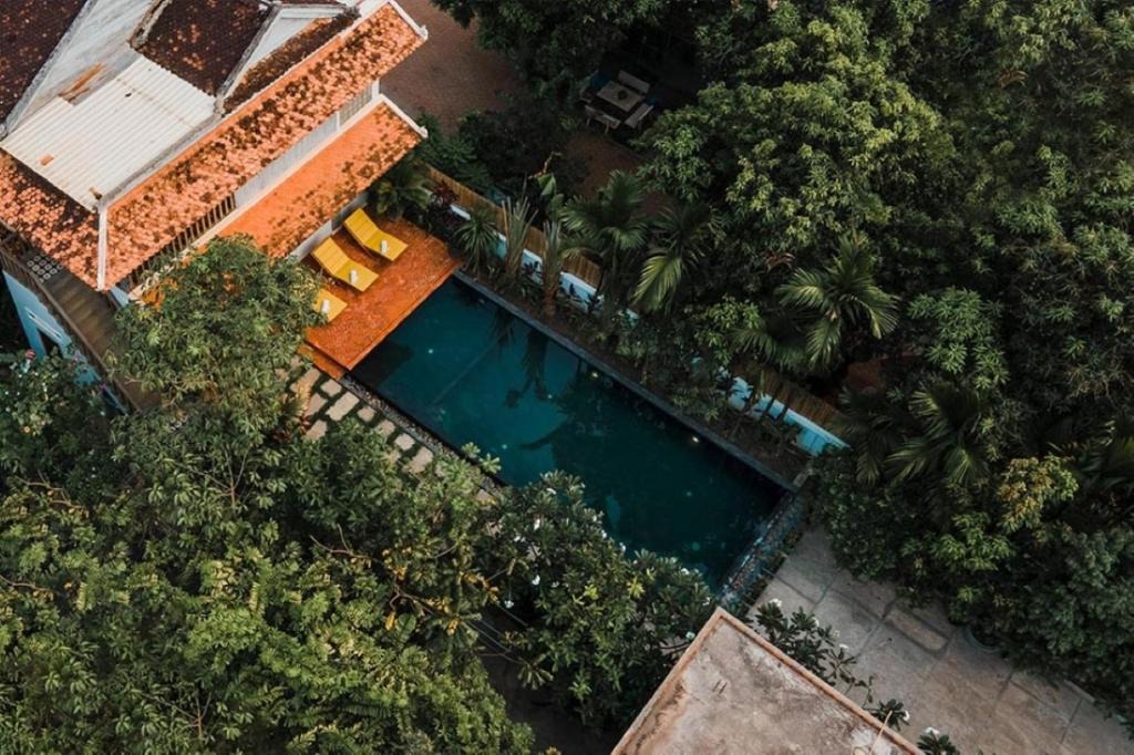 Sangkat Sla Kram Hotel | Isann Suites