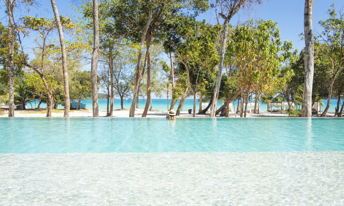 Koh Rong Sanloem Resort | Island Center Point