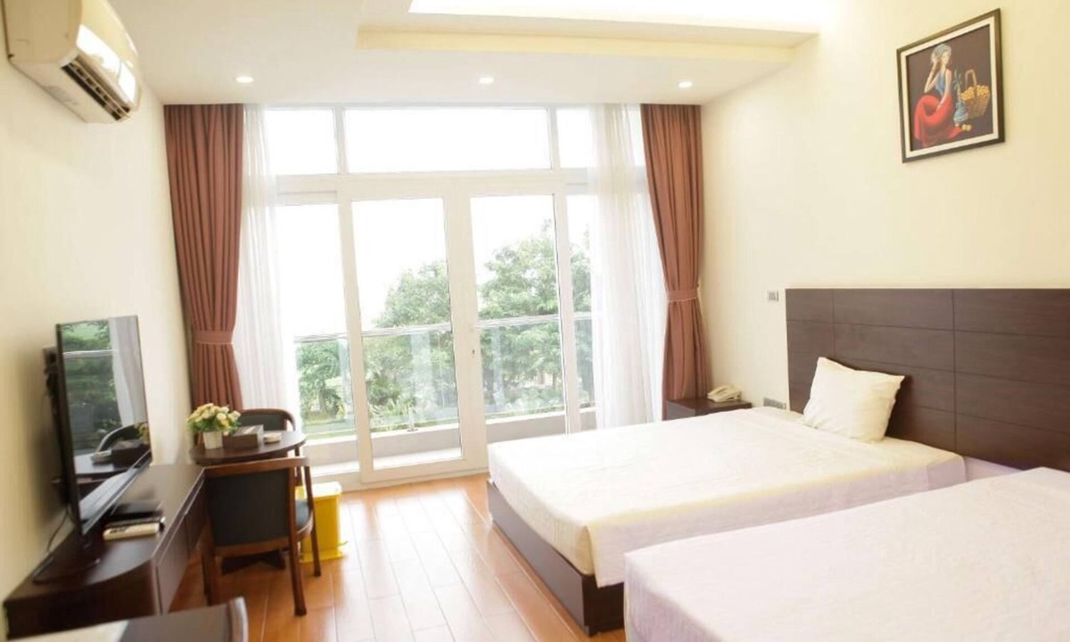 Yen Phong Hotel | J&C HOTEL