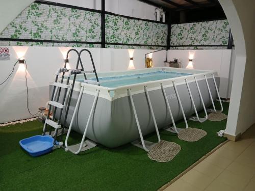 Taman Kota Laksamana House | Jacks Home at Jonkers for 15pax n more