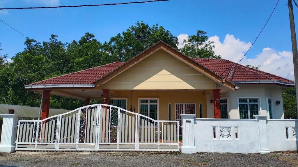 Kampung Rawa House | Jenderam Homestay