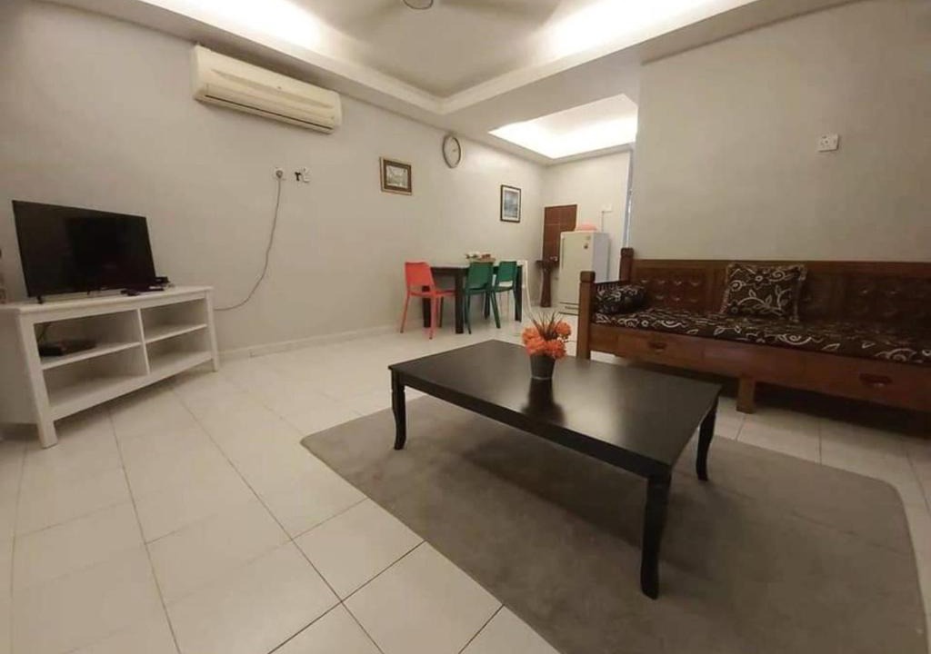 Taman Bukit Katil House | Juwita Homestay Bukit Katil - Free Unifi and 15 Minutes To Town