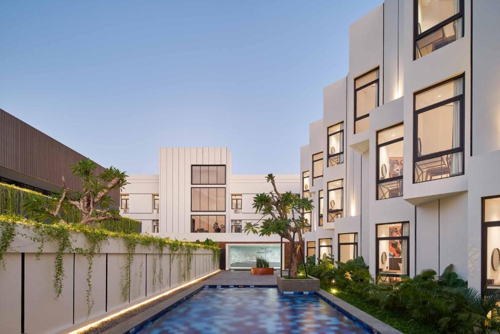 Solo City Centre Hotel | JW NAUNGAN COLIVING