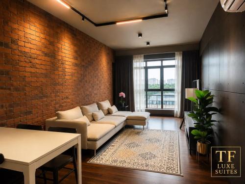 Penampang House | K-Avenue by TF Luxe - Spacious 2Bedroom Unit with 2 Free Parking