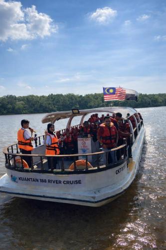 Kuantan Boat Rental | K188 River Cruise