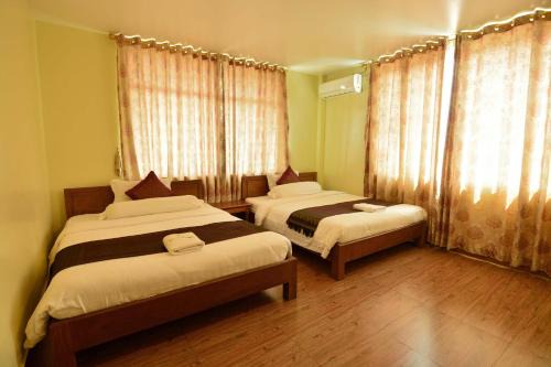Chbar Mon Hotel | Kampong Speu City Hotel