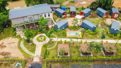 Kampot Resort | Kampot Tropical Village