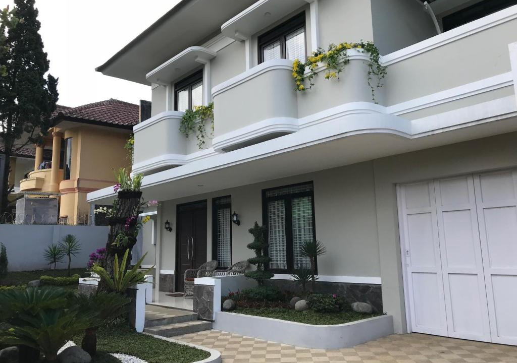 Parongpong Villa | Kensington Villa