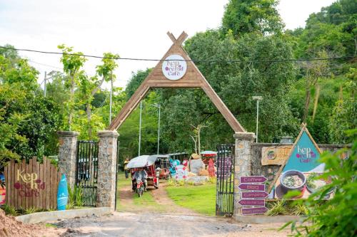 Krong Kaeb Hotel | Kep Orchid Cafe