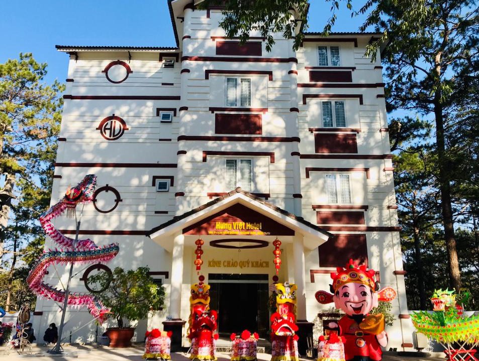 Kon Plong Hotel | Khách sạn Hưng Việt (Măng Đen)