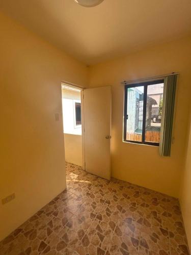 Kampung Lintang Apartment | Khairul Zainal House