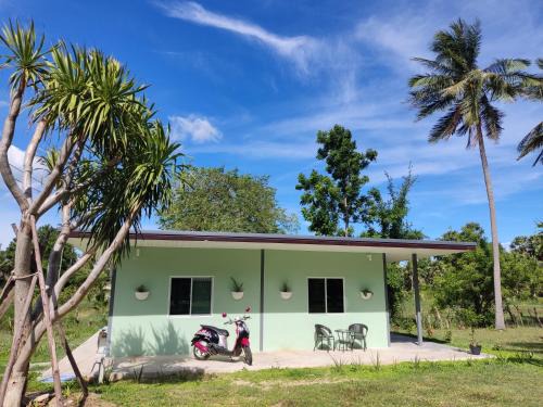 Sam Roi Yot House | Kiang Khao Bungalow