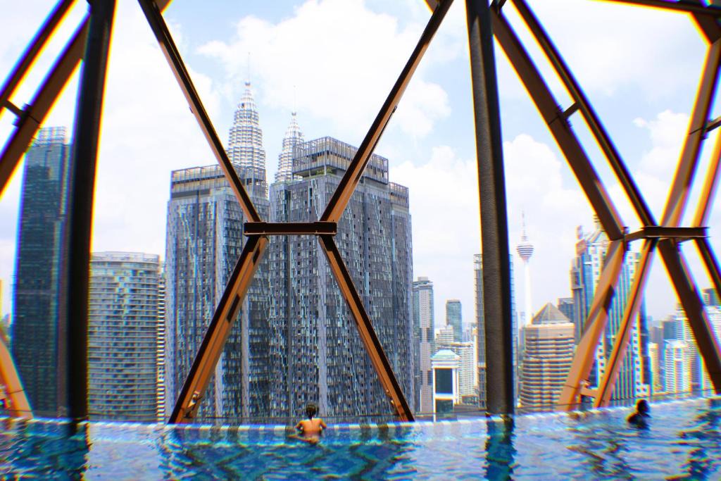 Kuala Lumpur City Centre Apartment | KLCC Sky Villa Suites Scarletz