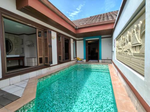 Taman Tanjung Ski Chalet | Ksn private pool villas at port dickson
