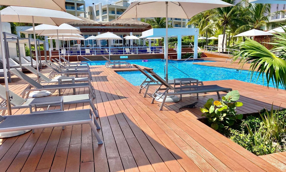 Punta Sam Condo | La Amada Deluxe 1 BR Condo w/Private Beach