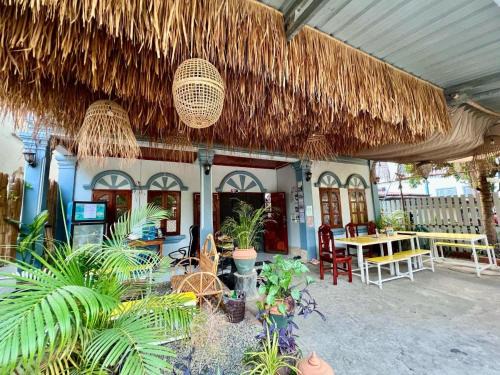 Luang Prabang Hostel | La Casa Nostra