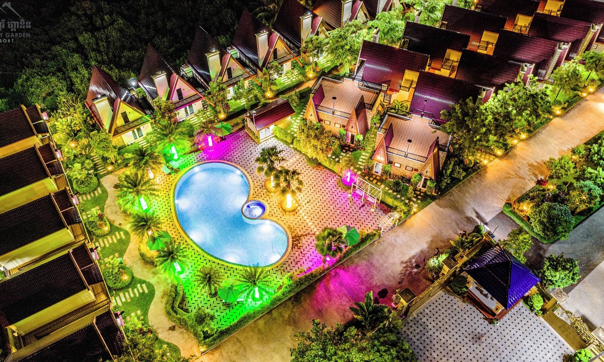 Kampot Resort | La Fairy Garden Resort