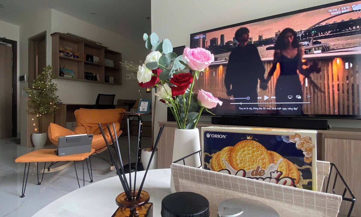 District 9 Apartment | LA Nest