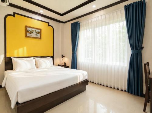 Phu My Hung Hotel | La Serena Hotel & Apartment