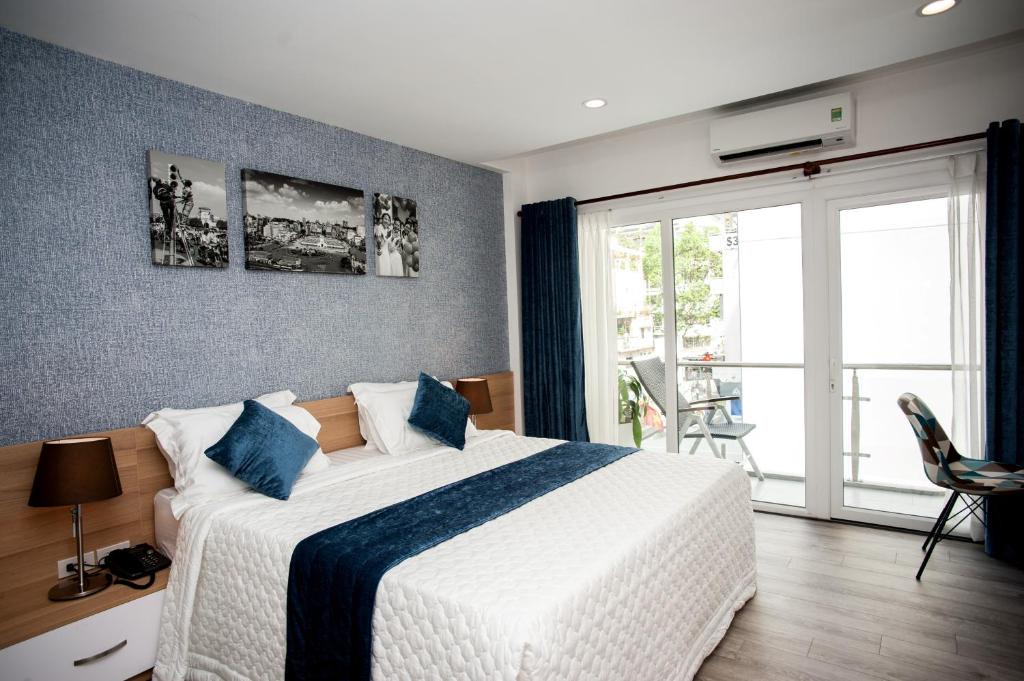 Ben Thanh Hotel | LaLuna Saigon