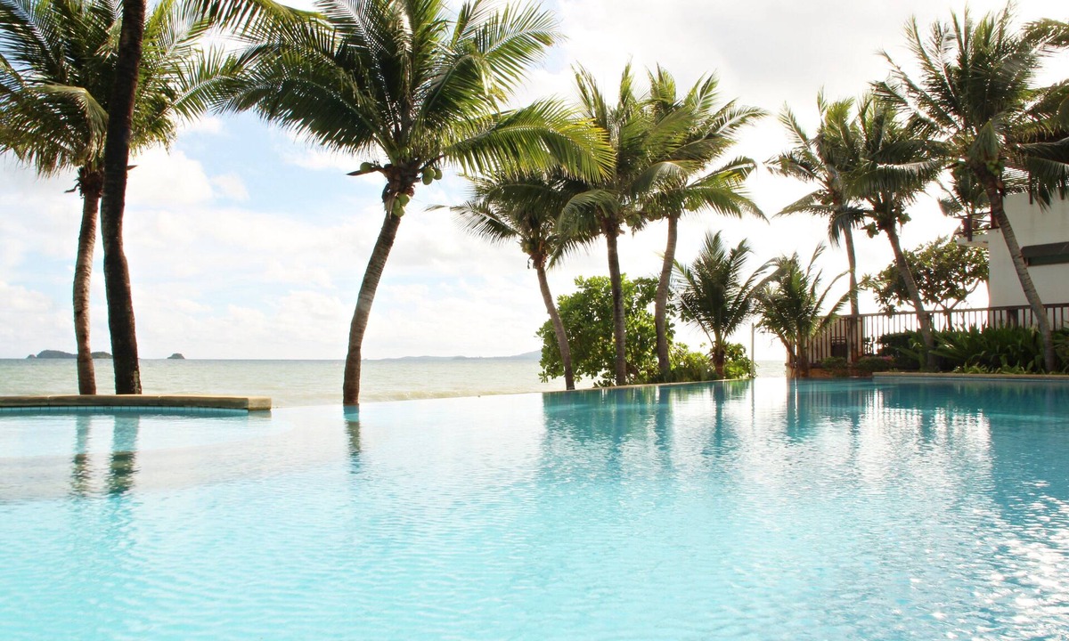 Rayong Province Condo | Large 3 Bedrooms, 2 Baths Beachfront Condominium with Private Beach