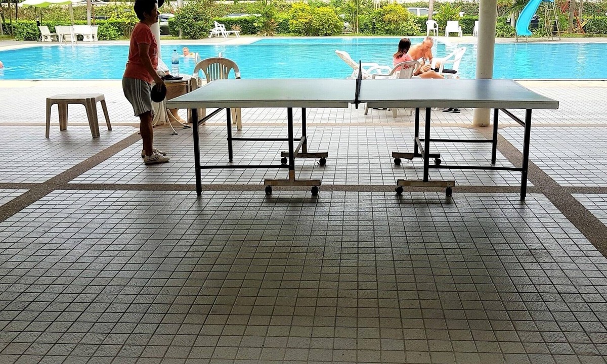 Na Kluea Apartment | Large studio Baan Suan Lalana