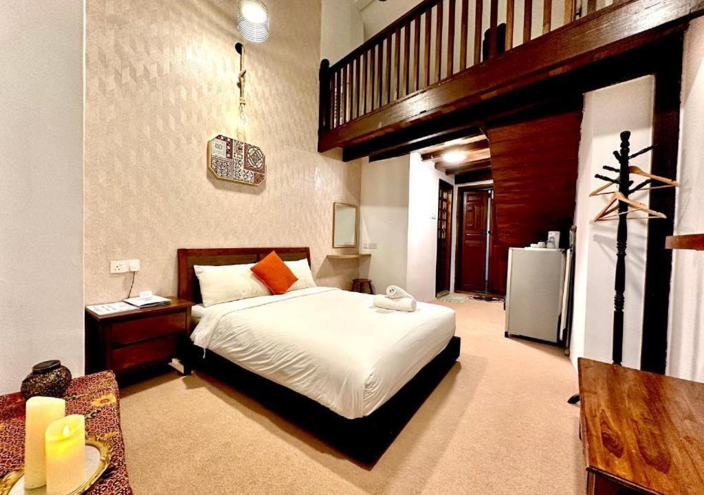 Downtown George Town House | Le Meilleur Classic L Bangkok and Modern Wing is at no 3 Jln Yeoh Guan Seok