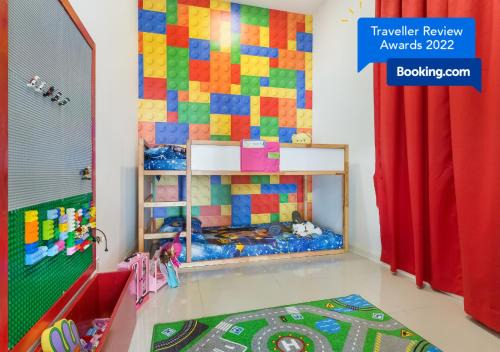 Medini Apartment | Legoland Fun- Hostahome Suites at D'Pristine Residence