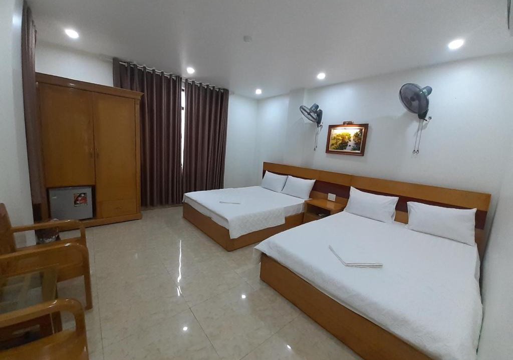 Cat Ba Hotel | Light House Hotel
