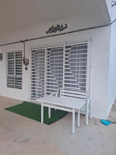 Gurun House | Lily Homestay-Gurun