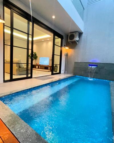 Padalarang Villa | Lioravilla15 with warmpool KBP near WHOOSH and WAHOO