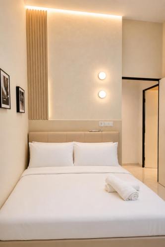 Taman Century Apartment | Lovely Suites Space Residency